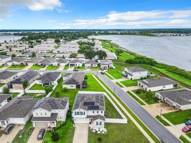 $415,000 | 592 Lake Smart Boulevard, Winter Haven, FL 33881