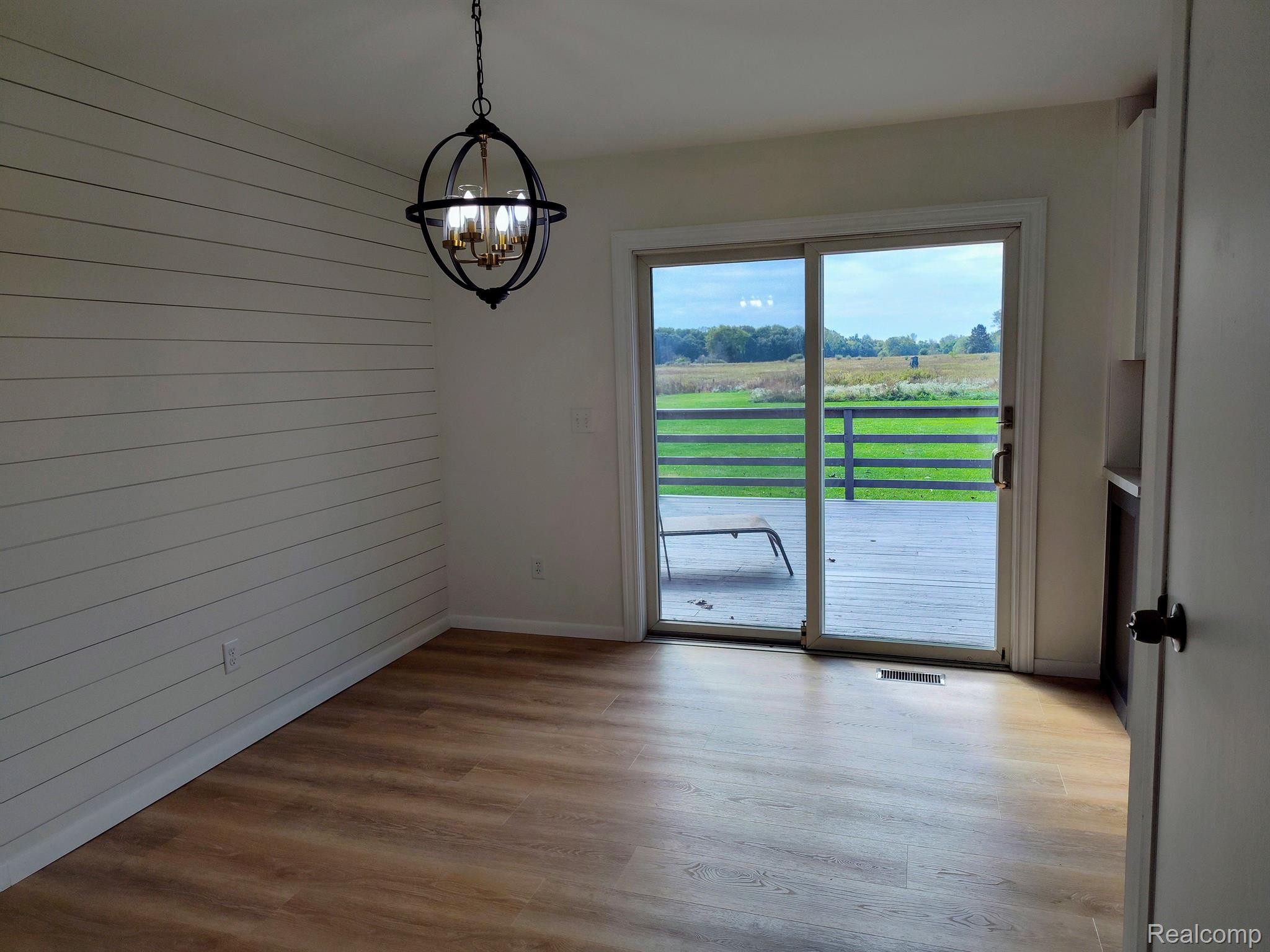 10406 Hill Road Goodrich, MI 48438 - Photo 9 of 21 Gallery Image 9