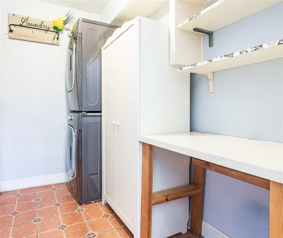 a view of walk in closet