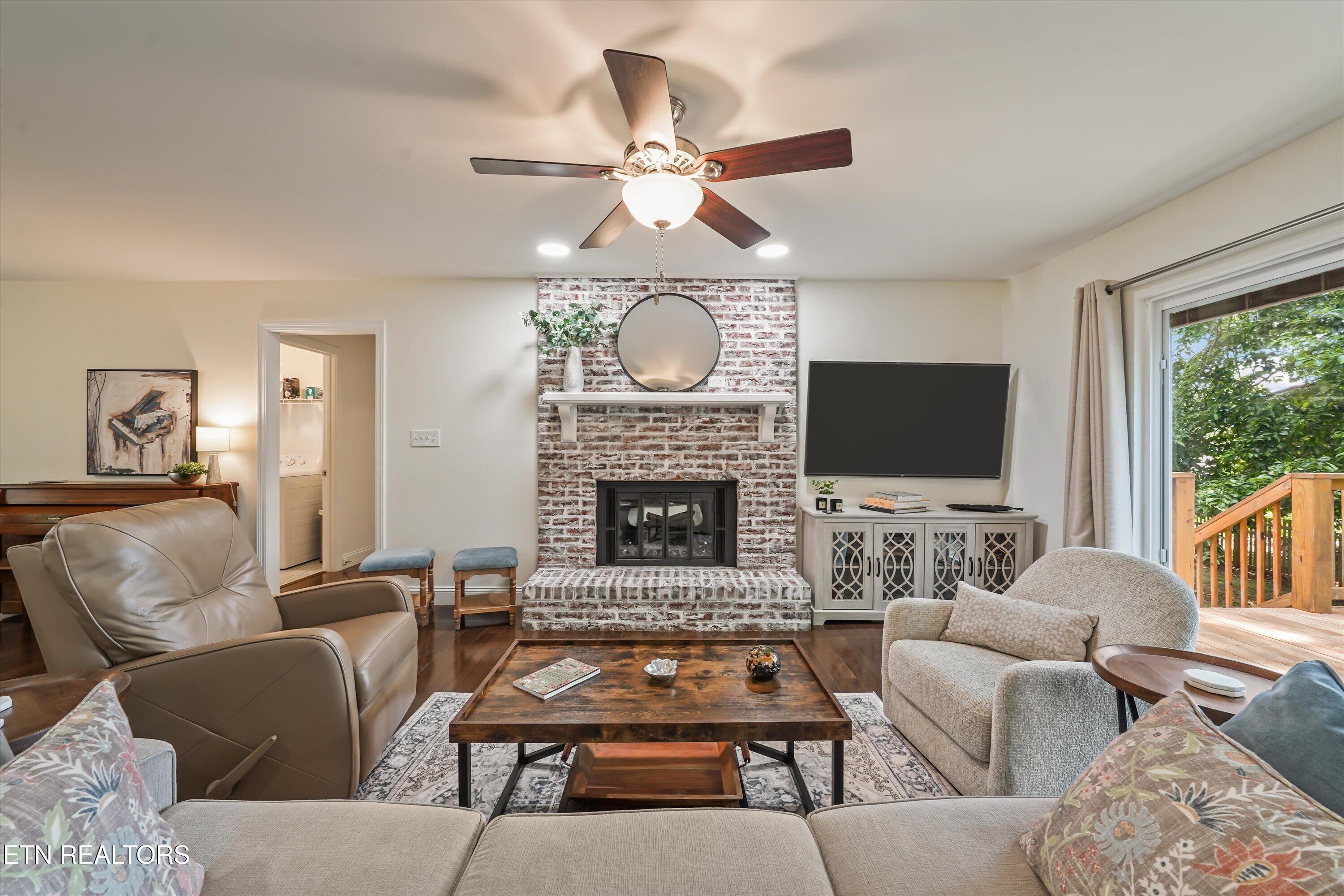 9117 Colchester Ridge Road Knoxville, TN 37922 - Photo 11 of 42 12-9117 Colchester Ridge Rd 18