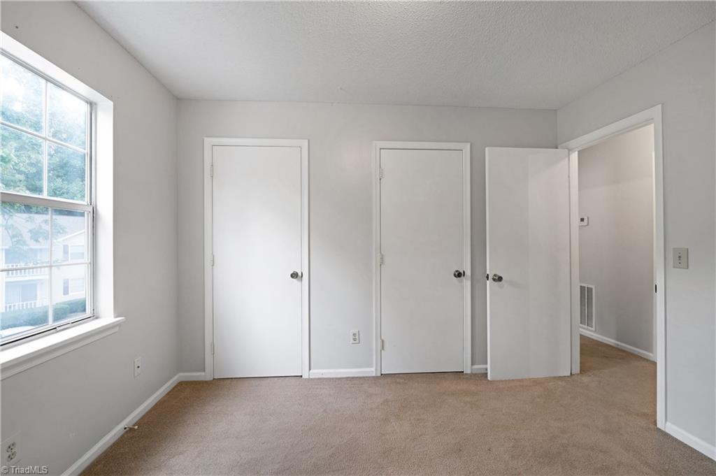 5639 Hornaday Road, Unit H Greensboro, NC 27409 - Photo 13 of 21 Gallery Image 13