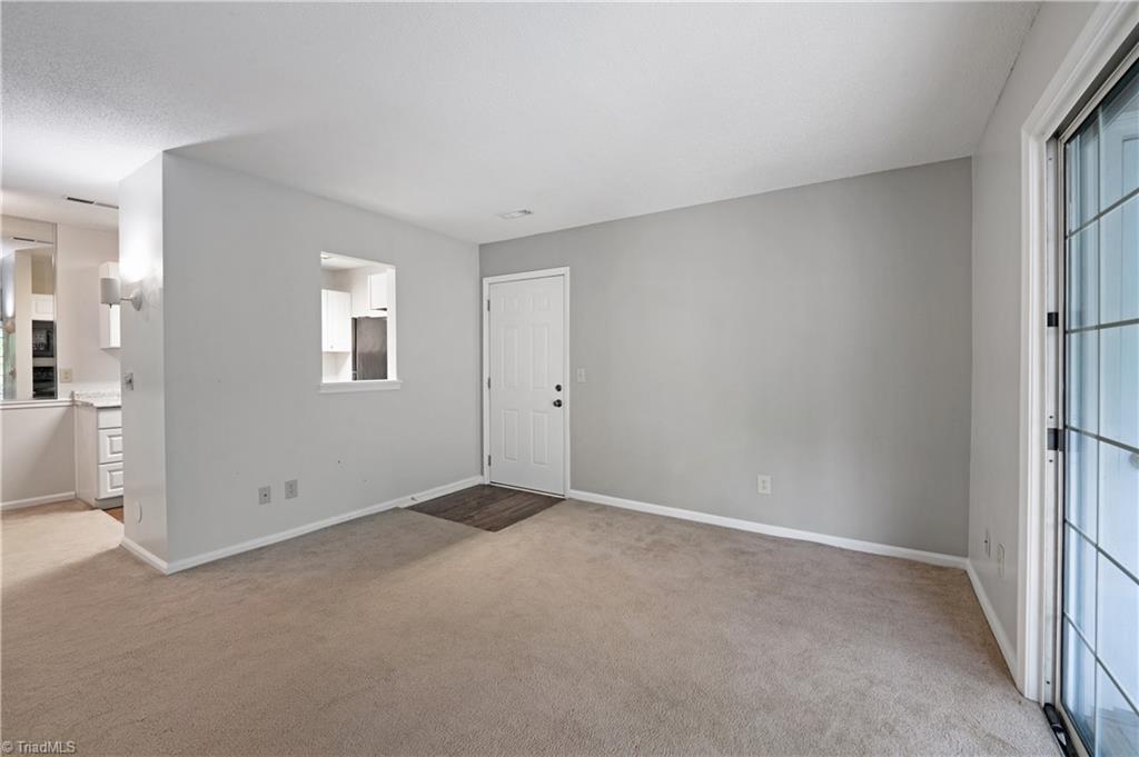 5639 Hornaday Road, Unit H Greensboro, NC 27409 - Photo 7 of 21 Gallery Image 7