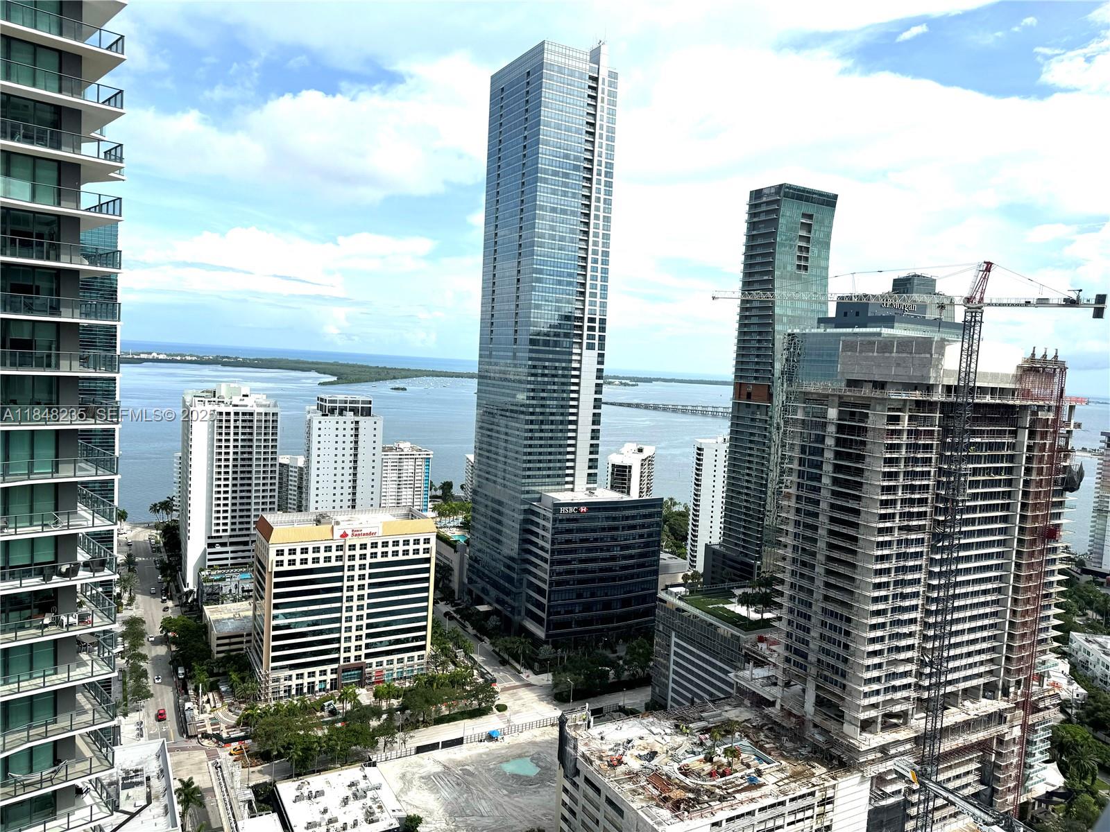 60 Southwest 13th Street, Unit 3408 Miami, FL 33130 - Photo 6 of 27 a view of buildings