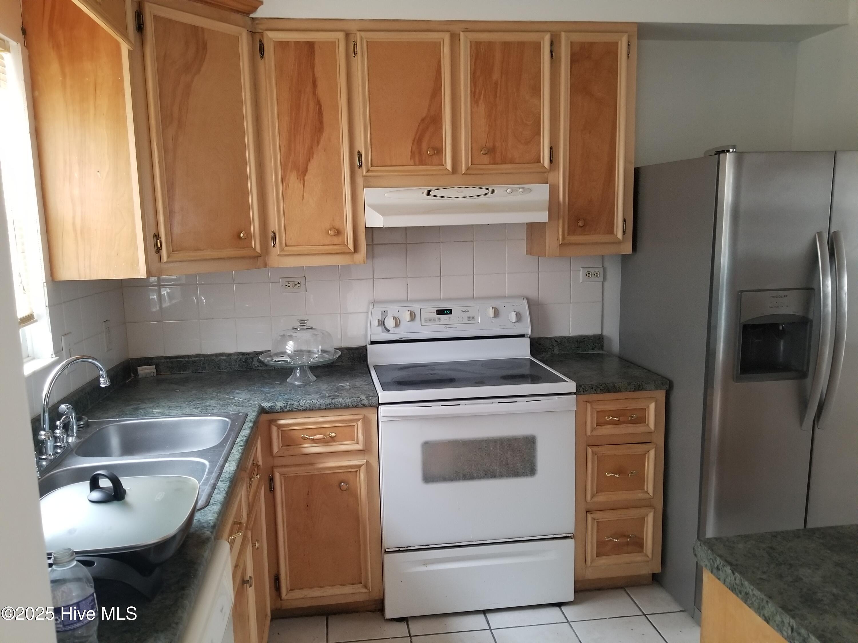 2105 Tucker Road Winterville, NC 28590 - Photo 3 of 6 kitchen 2105 Tucker