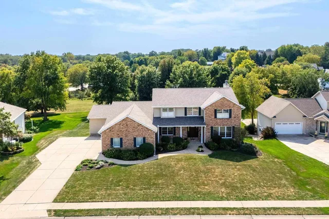 $669,000 | 2919 East 44th Court, Davenport, IA 52807