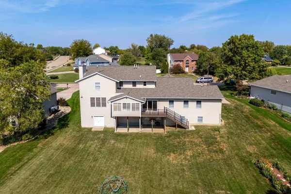 $659,000 | 2919 East 44th Court, Davenport, IA 52807