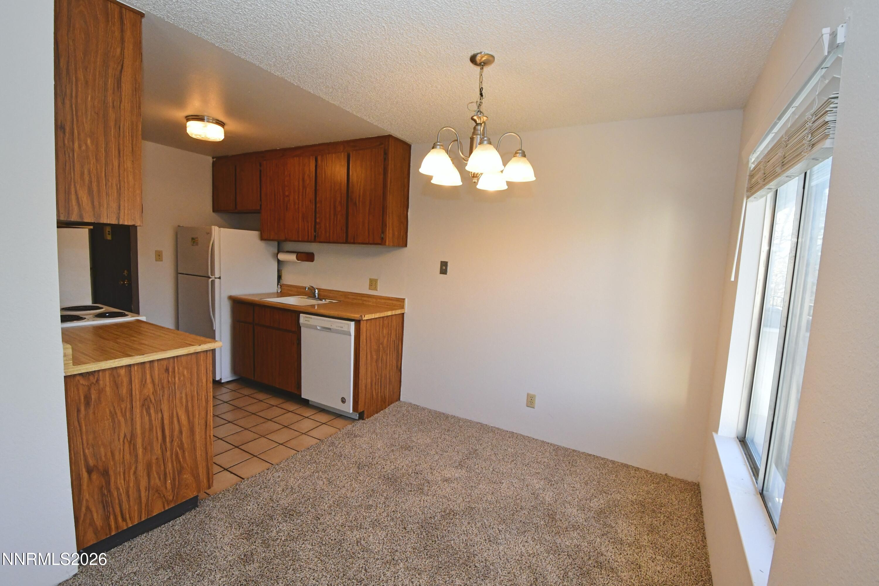 400 South Saliman Road, Unit 134 Carson City, NV 89701 - Photo 2 of 13 DSC_2208