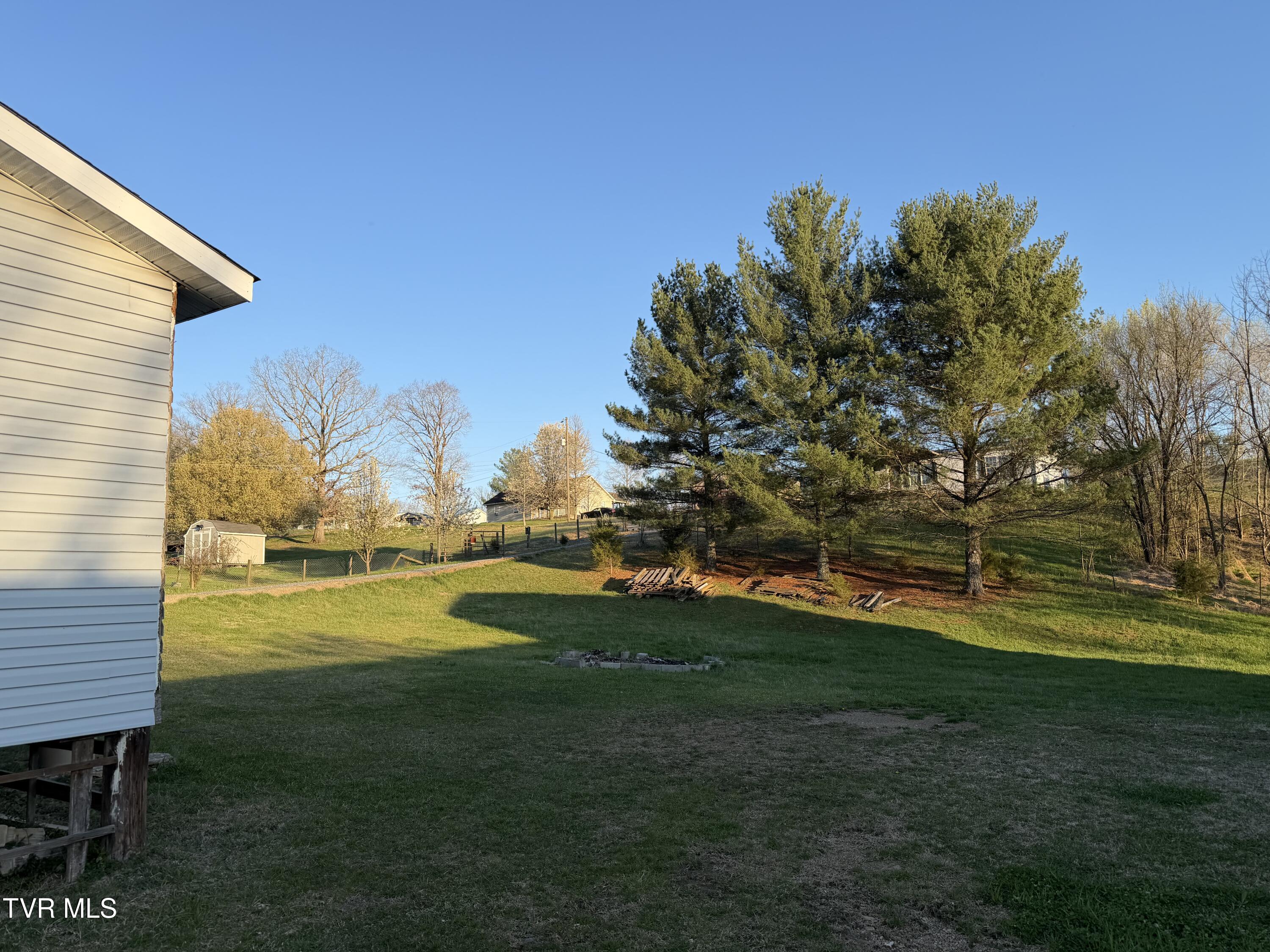 3234 Wil Rho Circle Kingsport, TN 37660 - Photo 6 of 13 IMG_7007