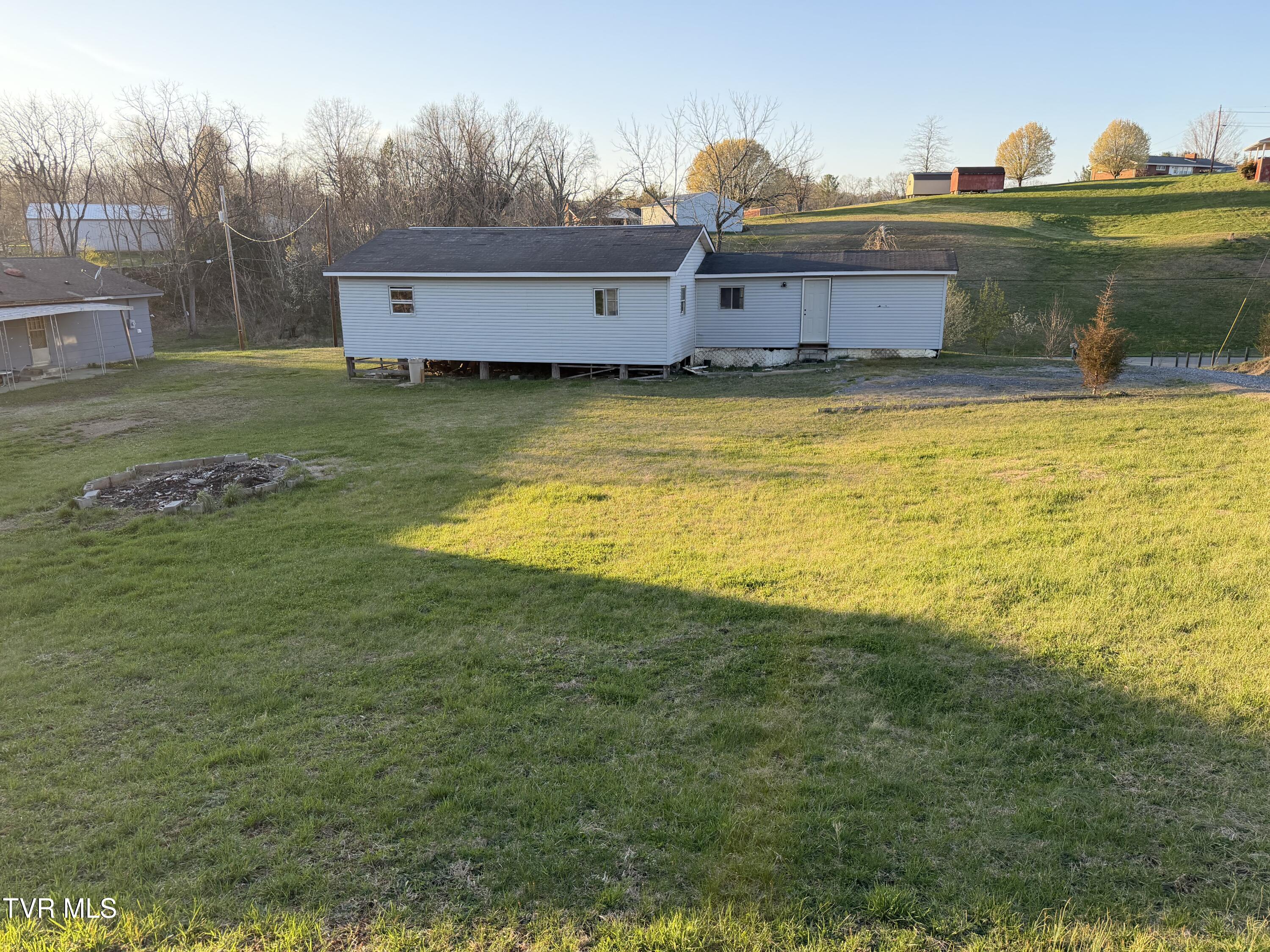 3234 Wil Rho Circle Kingsport, TN 37660 - Photo 8 of 13 IMG_7010