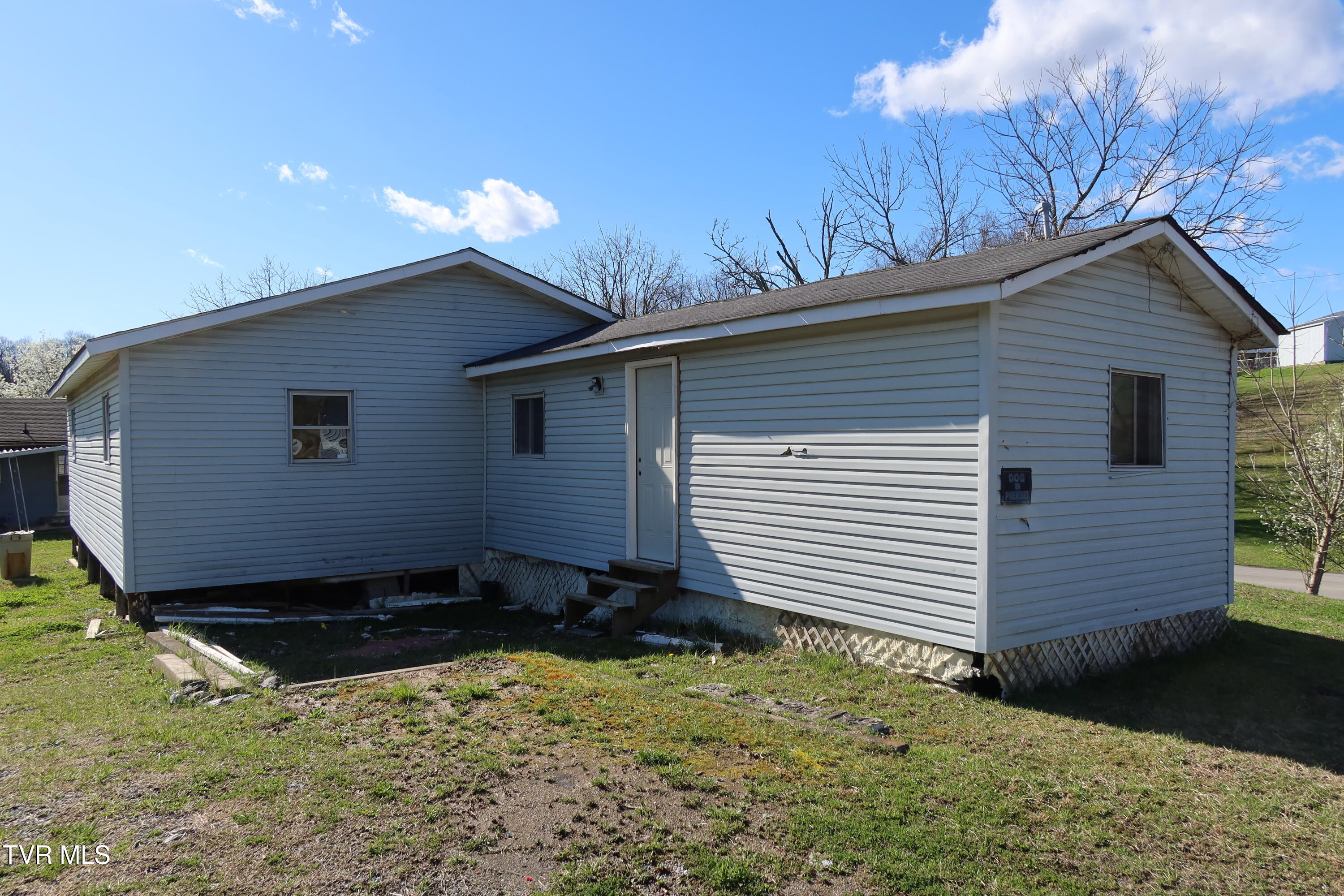 3234 Wil Rho Circle Kingsport, TN 37660 - Photo 10 of 13 IMG_8185