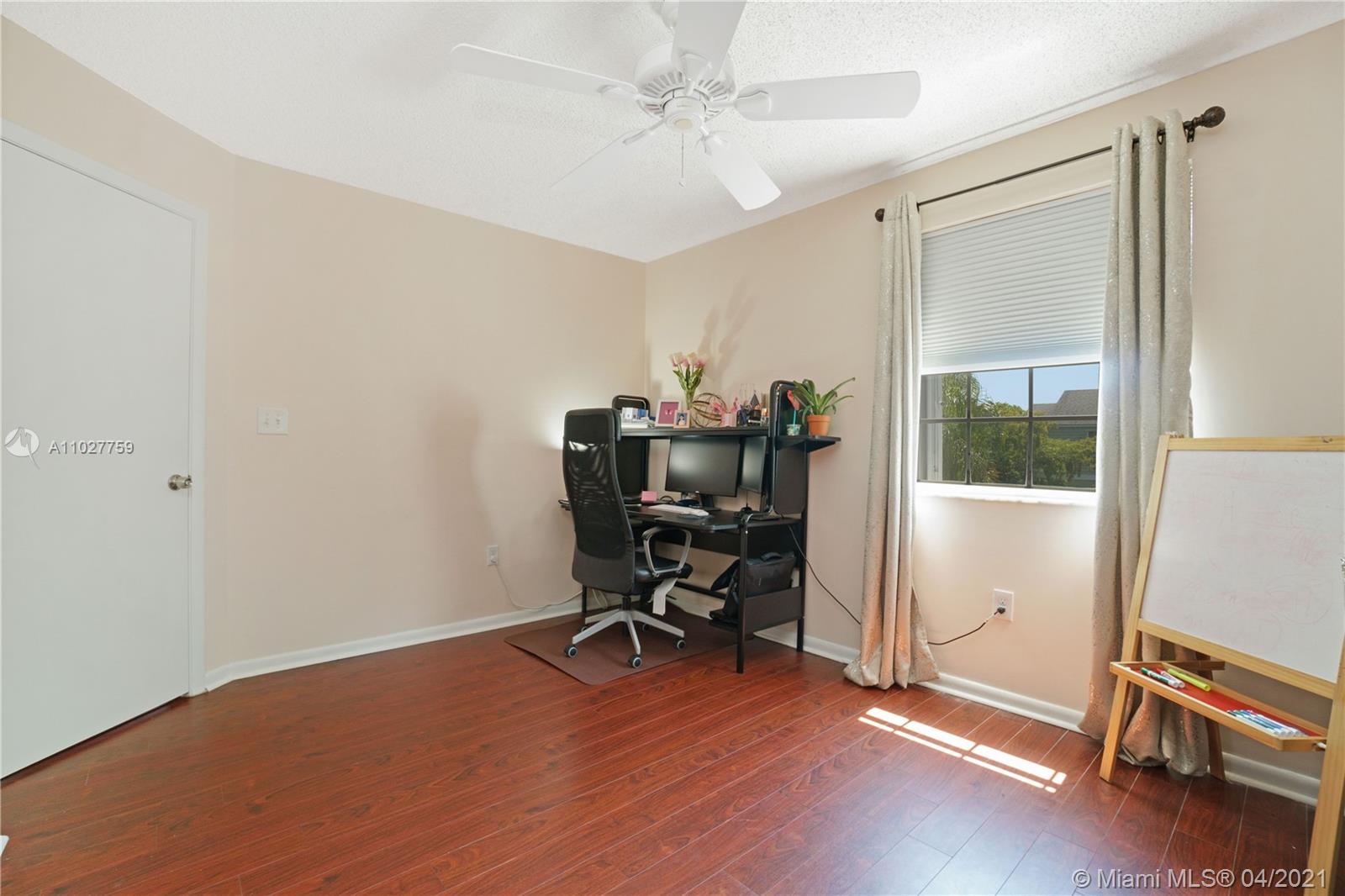 14674 Southwest 128th Court Road Miami, FL 33186 - Photo 18 of 48 Gallery Image 18