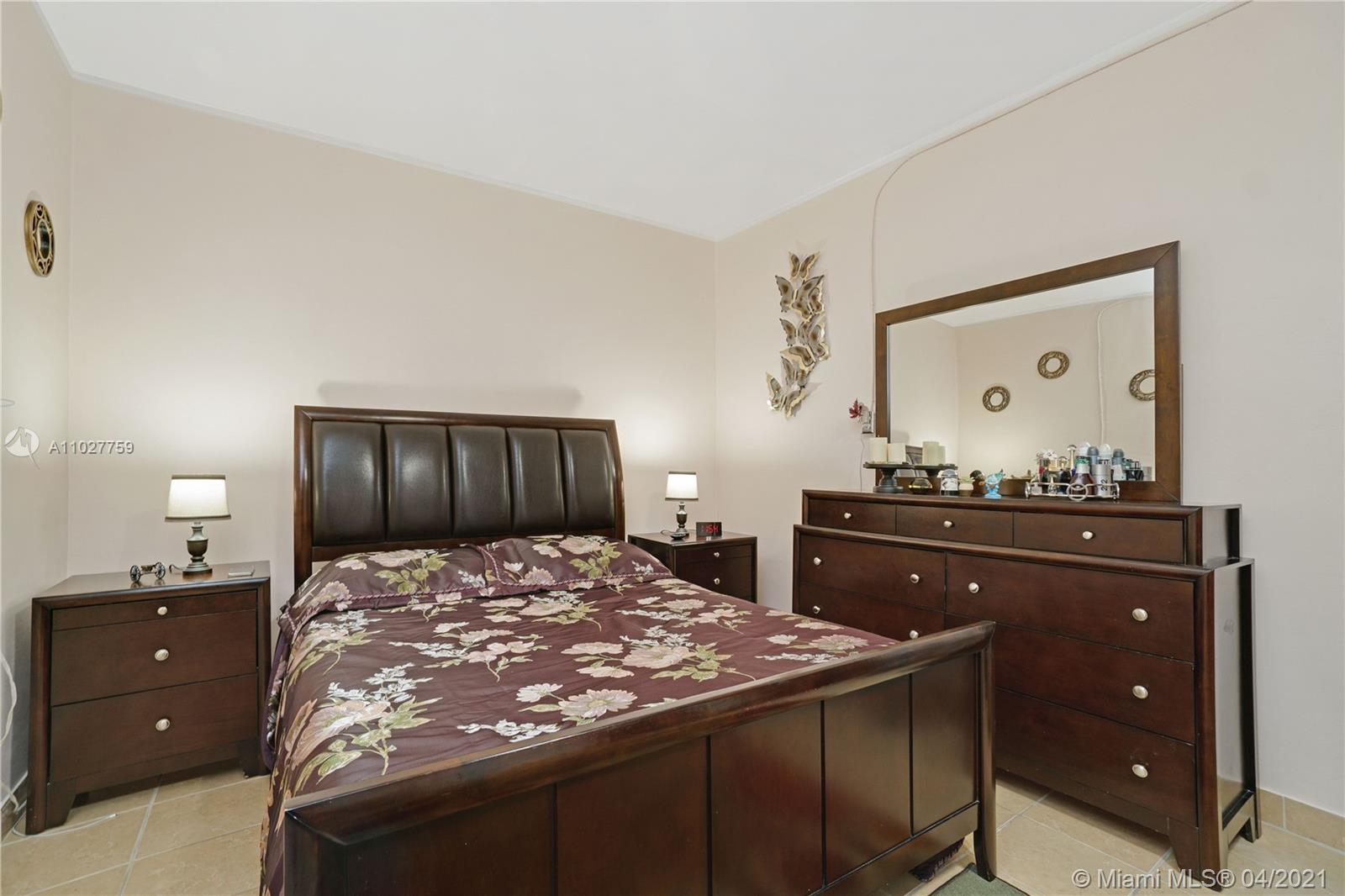 14674 Southwest 128th Court Road Miami, FL 33186 - Photo 20 of 48 Gallery Image 20