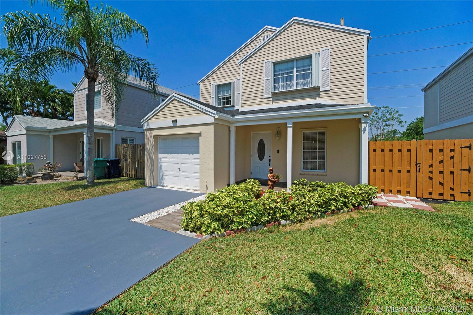 14674 Southwest 128th Court Road Miami, FL 33186 - Photo 3 of 48 Gallery Image 3