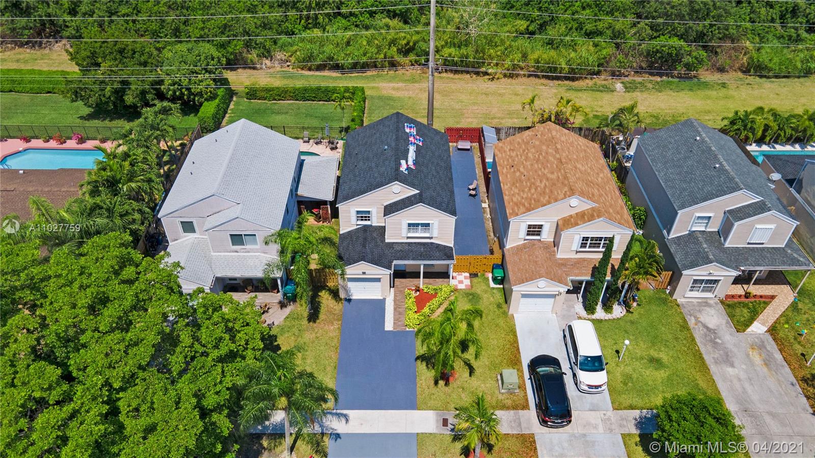 14674 Southwest 128th Court Road Miami, FL 33186 - Photo 6 of 48 Gallery Image 6