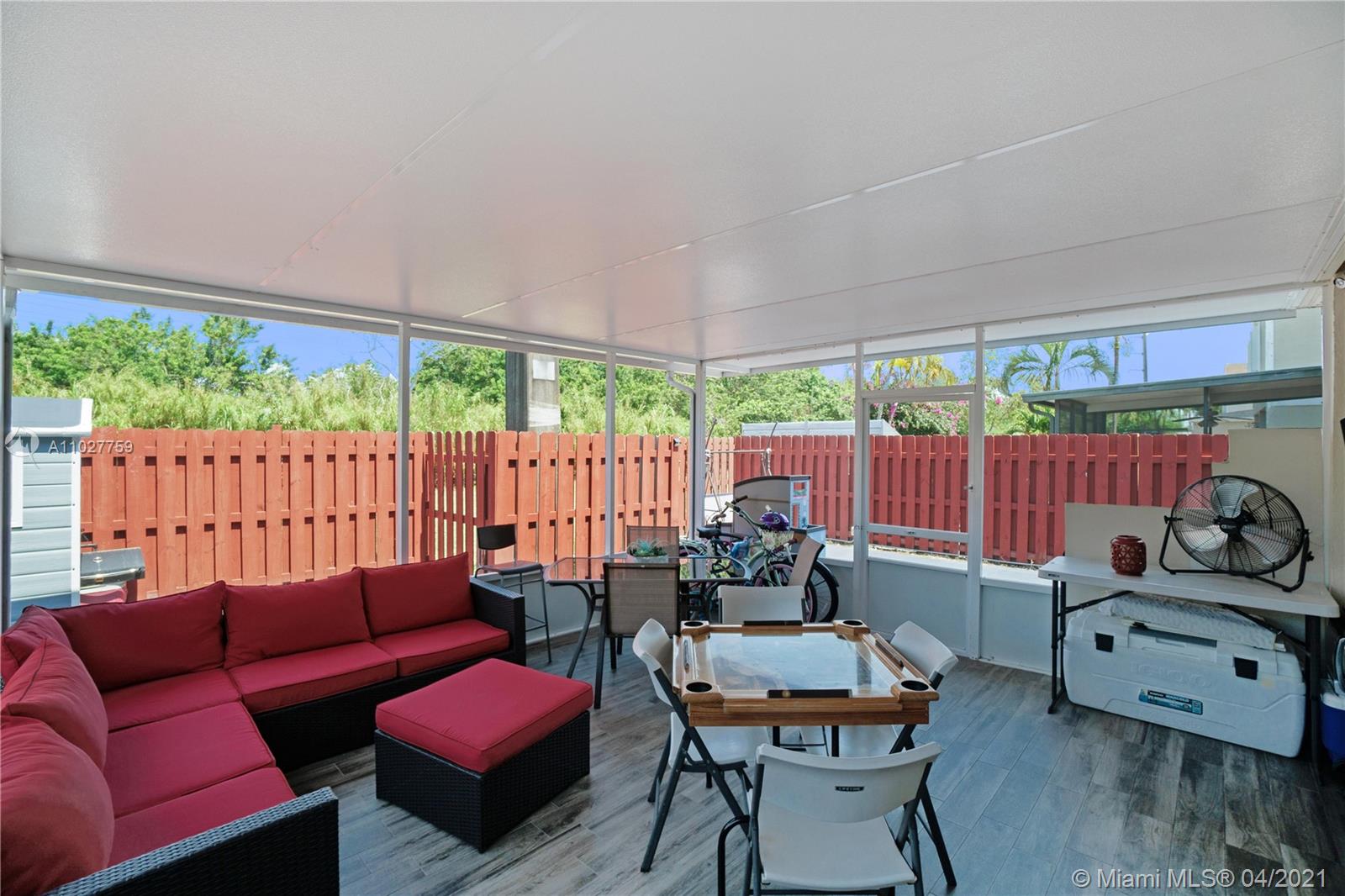 14674 Southwest 128th Court Road Miami, FL 33186 - Photo 7 of 48 Gallery Image 7
