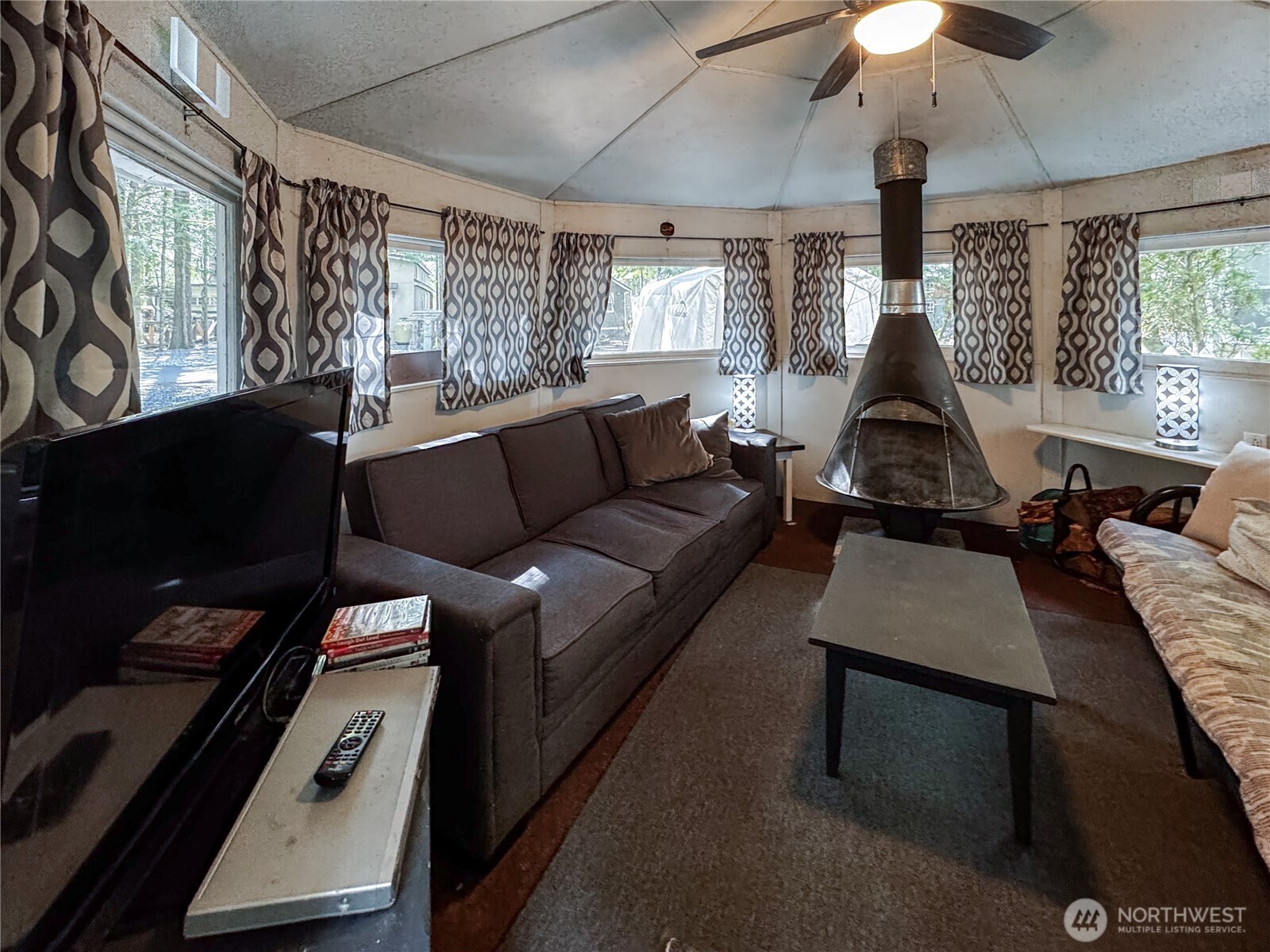97 Riverside Drive Deming, WA 98244 - Photo 28 of 32 Gallery Image 28