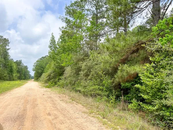 $84,000 | 5 Old Arco Road, Silsbee, TX 77656