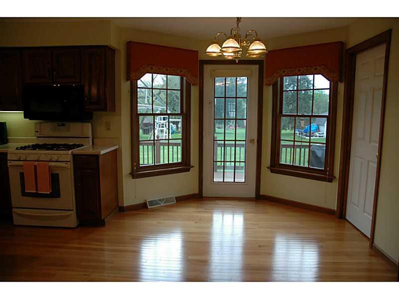 140 Weybridge Road Gibsonia, PA 15044 - Photo 3 of 21 Kitchen. Large, sun-filled eat-in kitchen.