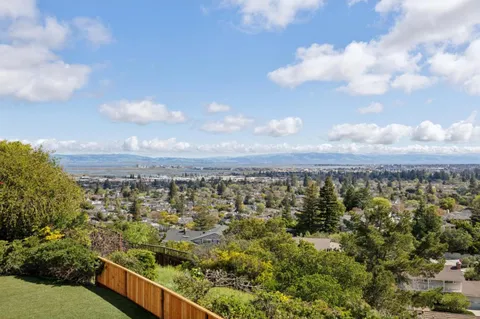 $2,998,000 | 836 Bauer Court, San Carlos, CA 94070