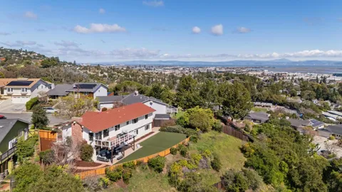 $2,998,000 | 836 Bauer Court, San Carlos, CA 94070