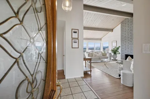 $2,998,000 | 836 Bauer Court, San Carlos, CA 94070