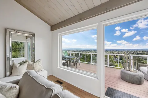 $2,998,000 | 836 Bauer Court, San Carlos, CA 94070