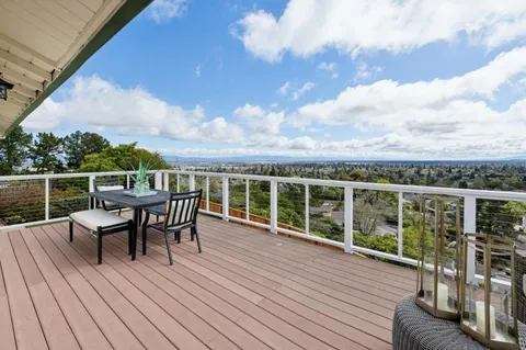 $2,998,000 | 836 Bauer Court, San Carlos, CA 94070