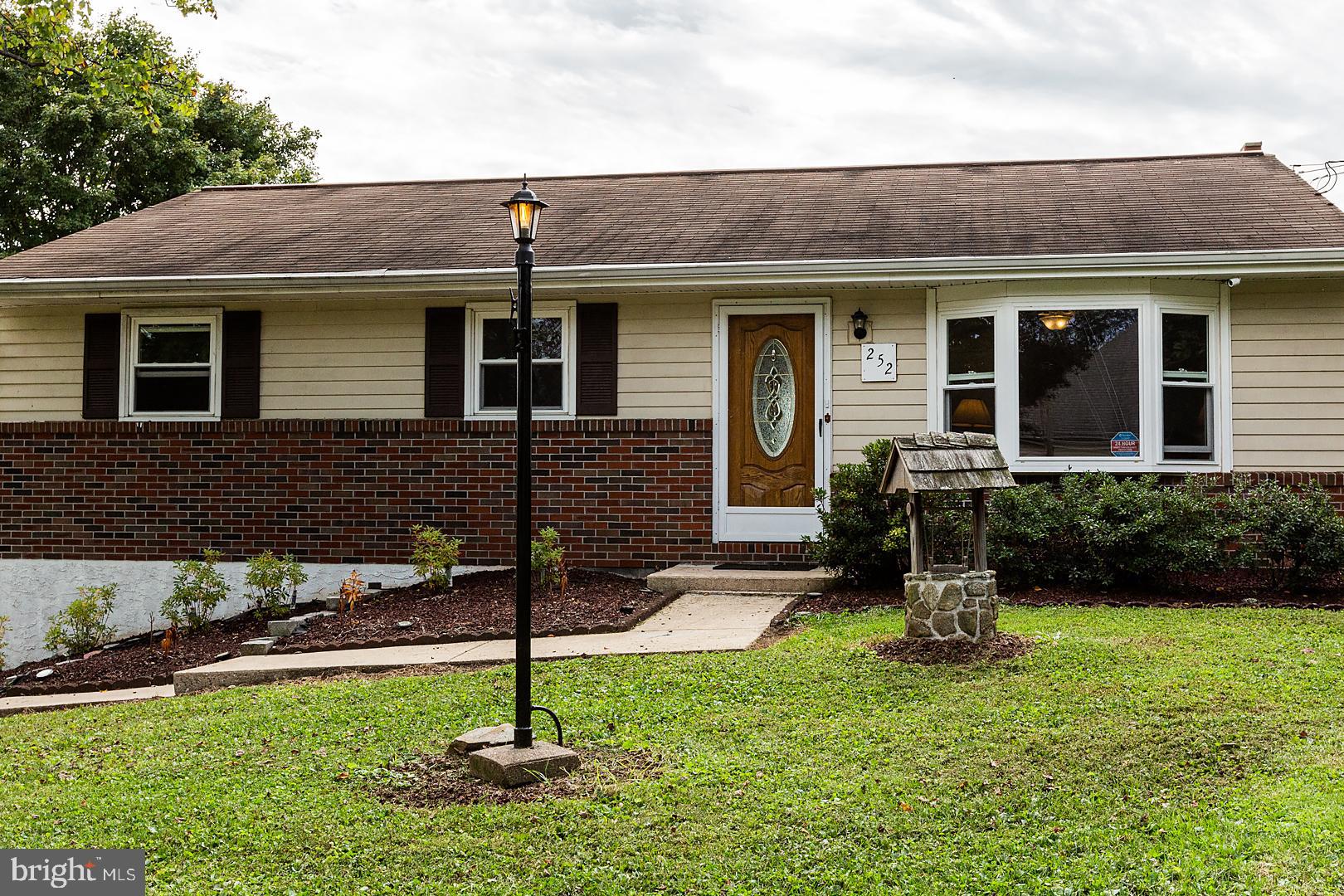 252 Brenneman Road Lancaster, PA 17603 - Photo 3 of 42 Gallery Image 3