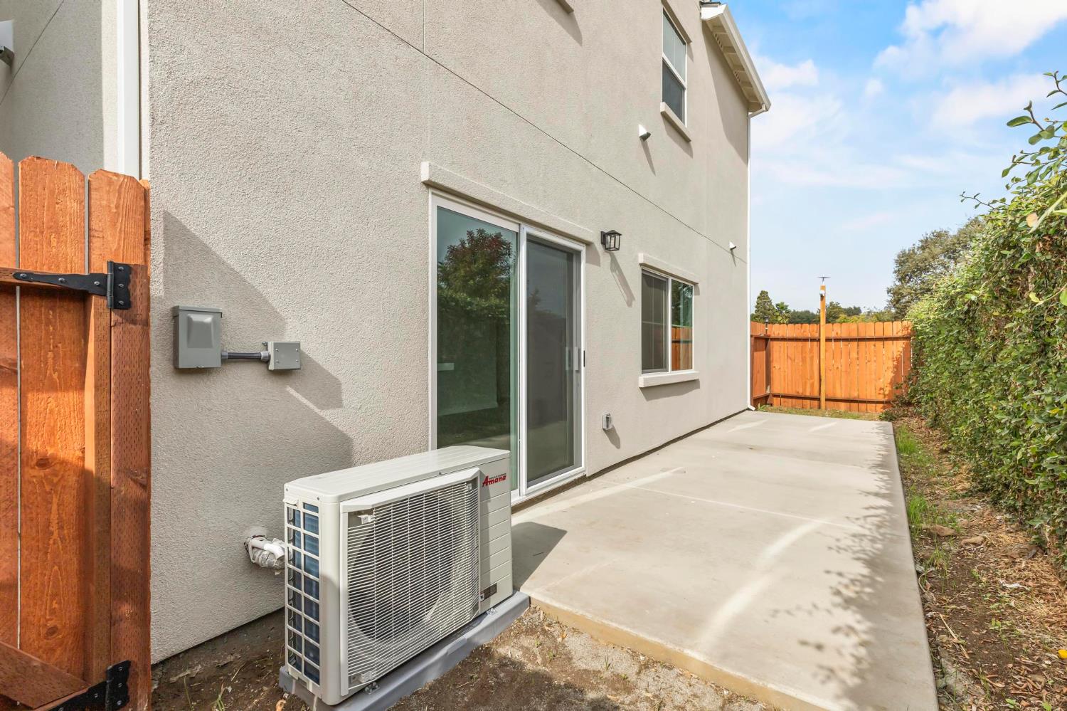 185 Park Circle Gridley, CA 95948 - Photo 5 of 18 a view of an entryway door of the house