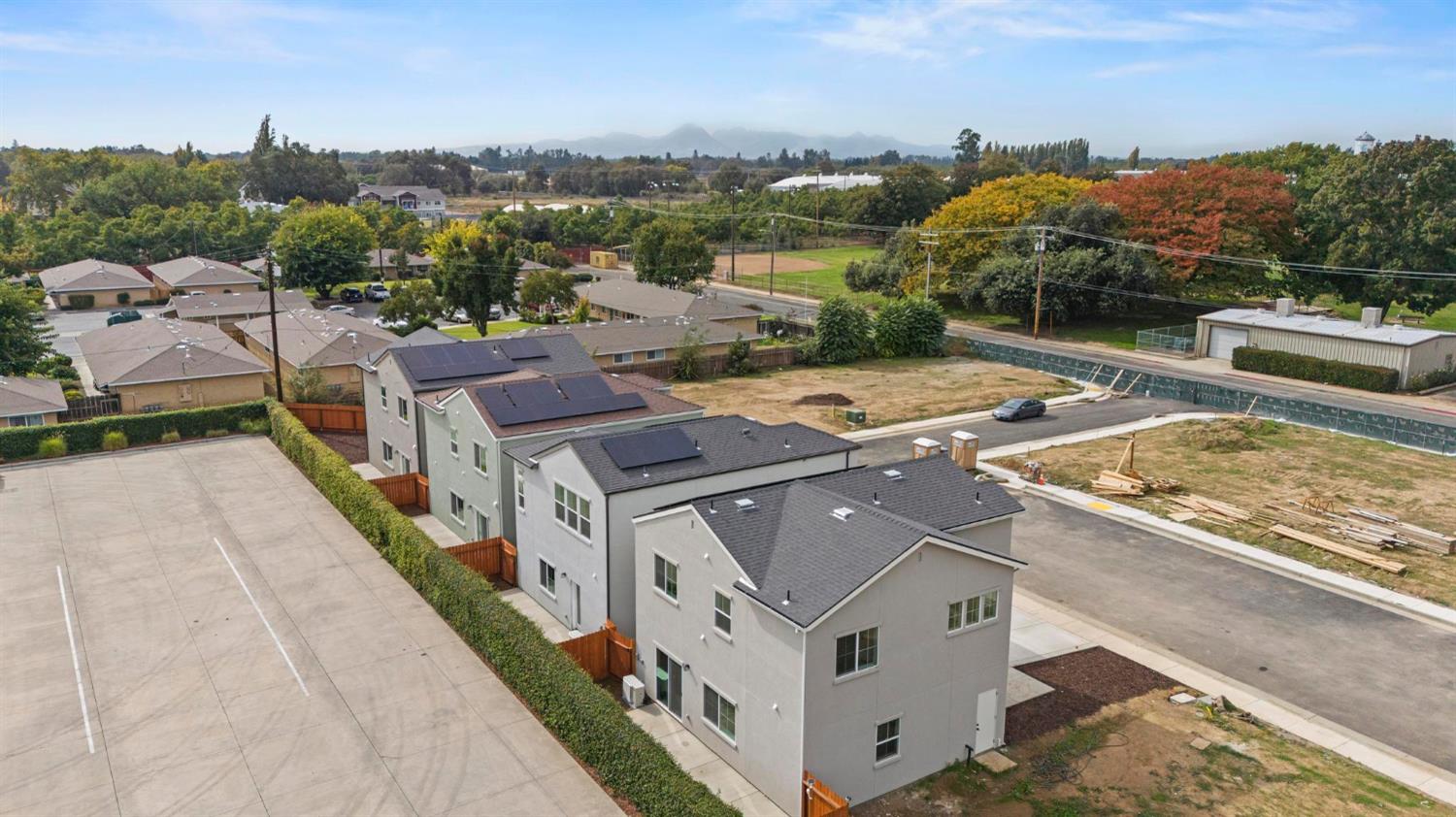 185 Park Circle Gridley, CA 95948 - Photo 8 of 18 a view of a city from a balcony