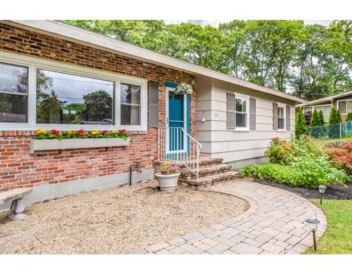 23 Squire Road Winchester, MA 01890 - Photo 3 of 30