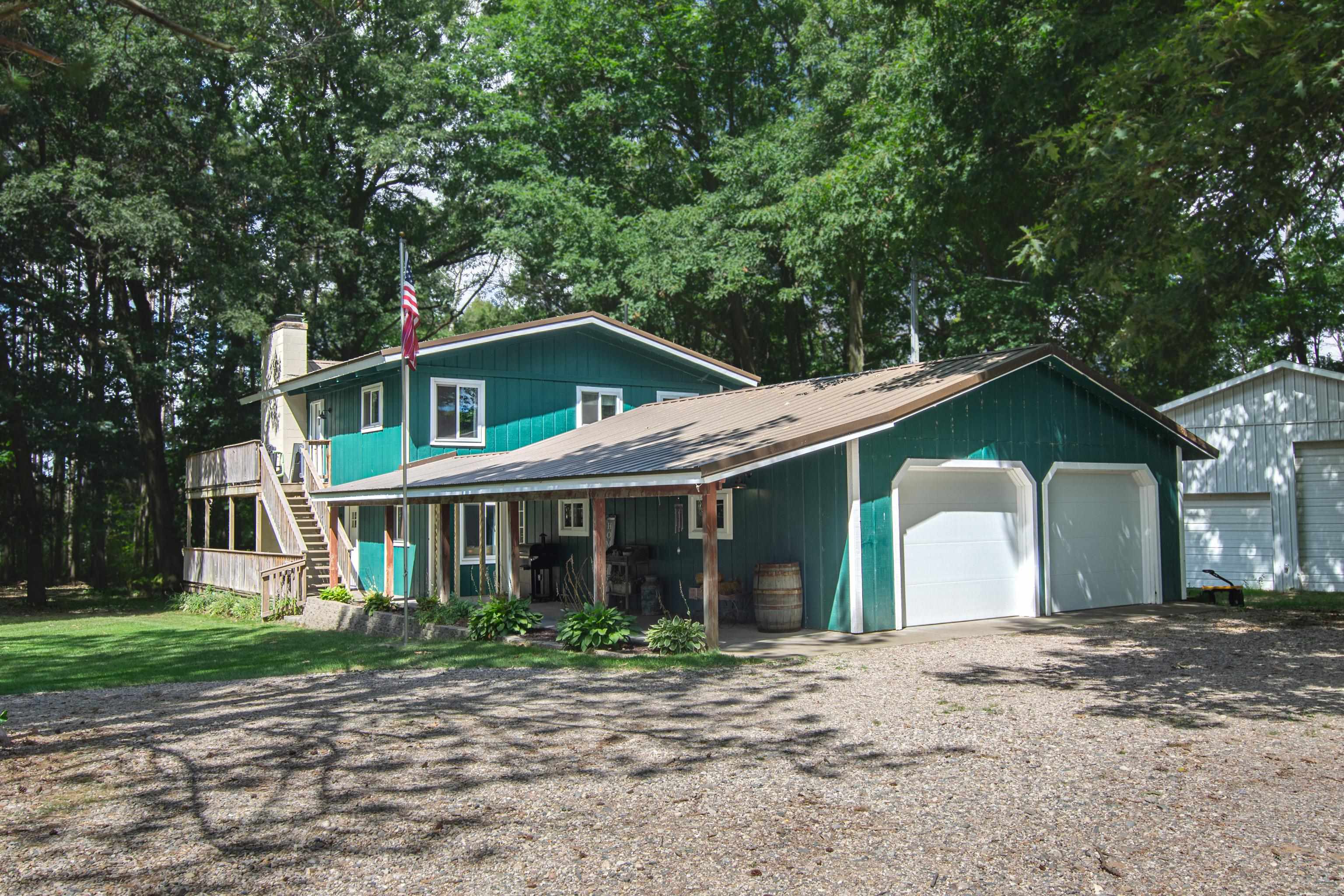 2520 West Deerfield Road Mount Pleasant, MI 48858 - Photo 6 of 34 1949650-0d216877-5cab-44c9-822b-e8e908b25628.JPG