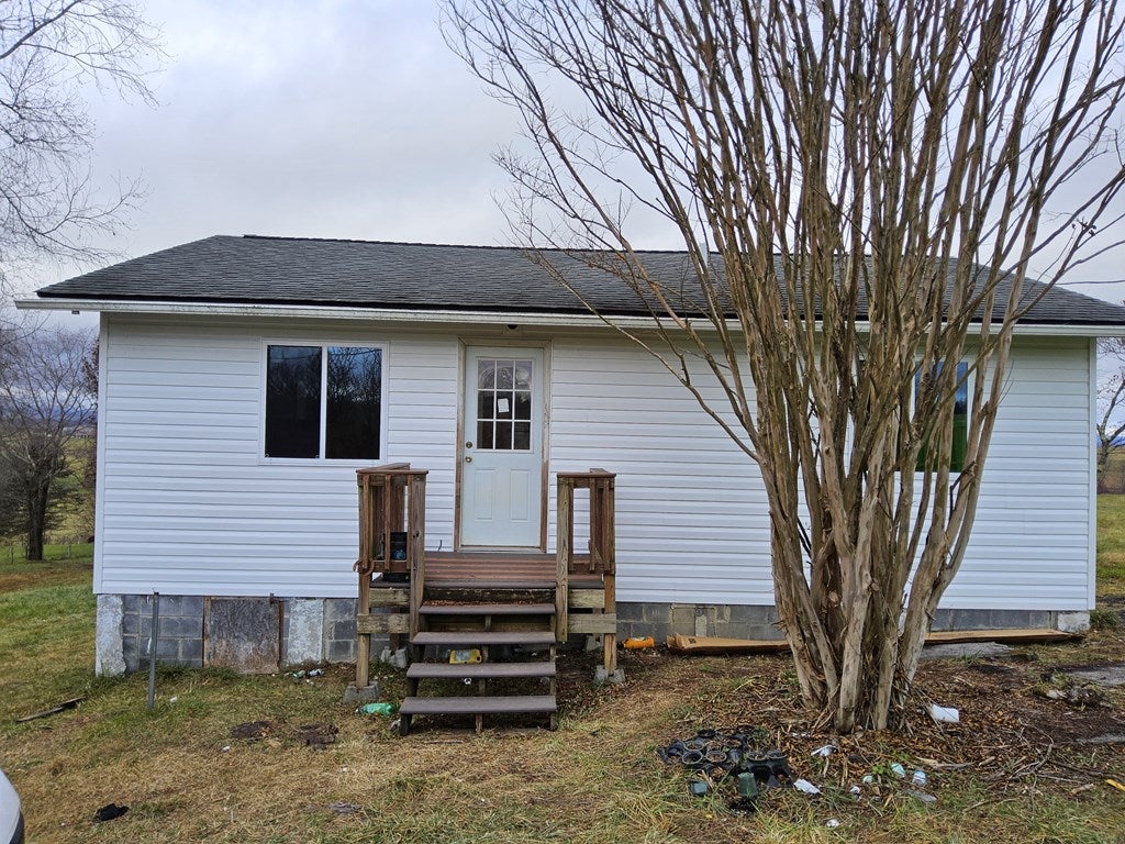 1365 Ridge Avenue Rural Retreat, VA 24368 - Photo 6 of 31 Gallery Image 6