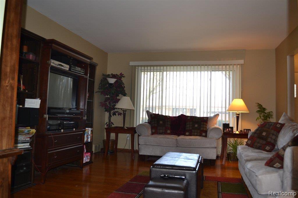8118 Busch Street Center Line, MI 48015 - Photo 5 of 14 Hardwood Floors Throughout