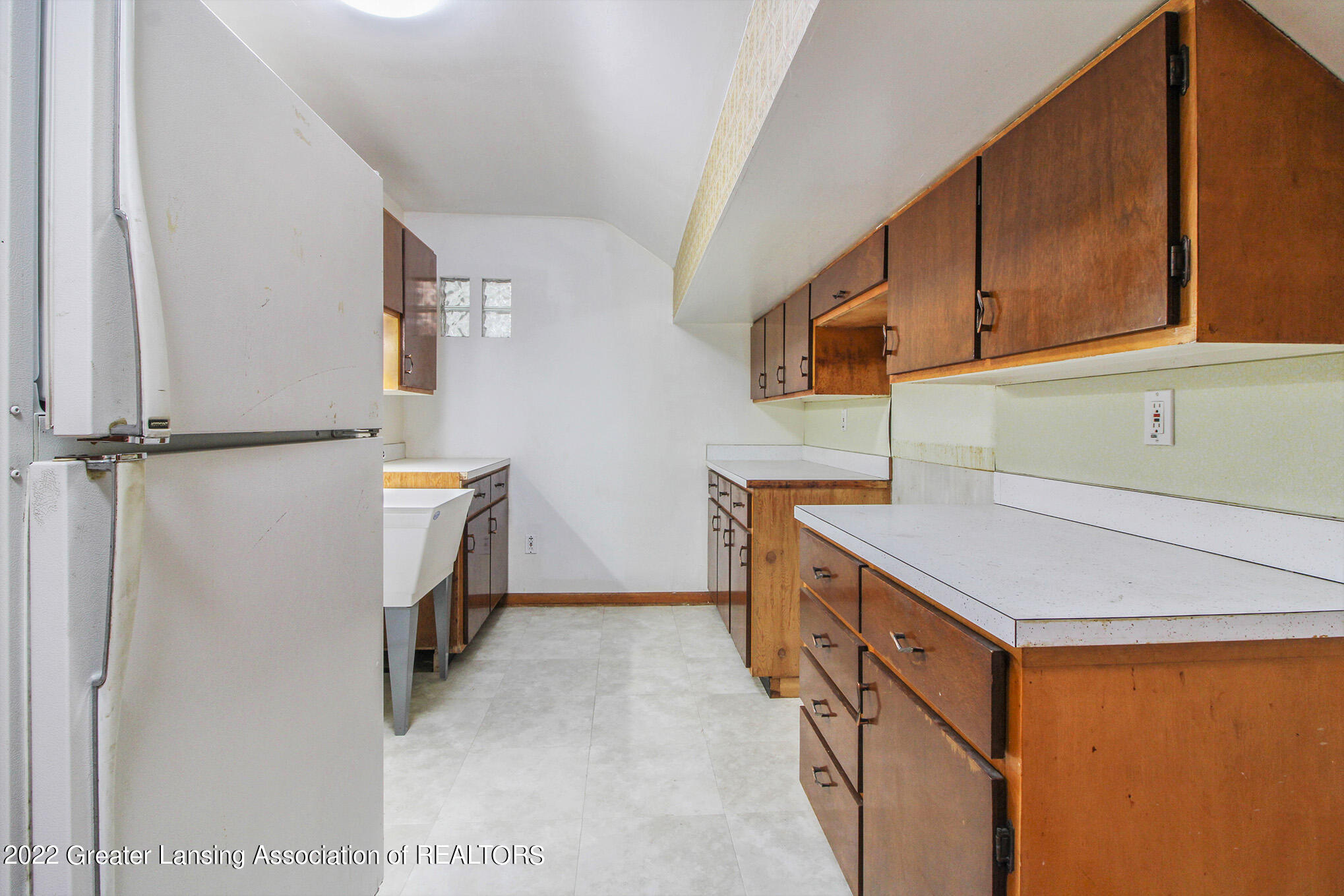 3065 East State Road Lansing, MI 48906 - Photo 20 of 29 20