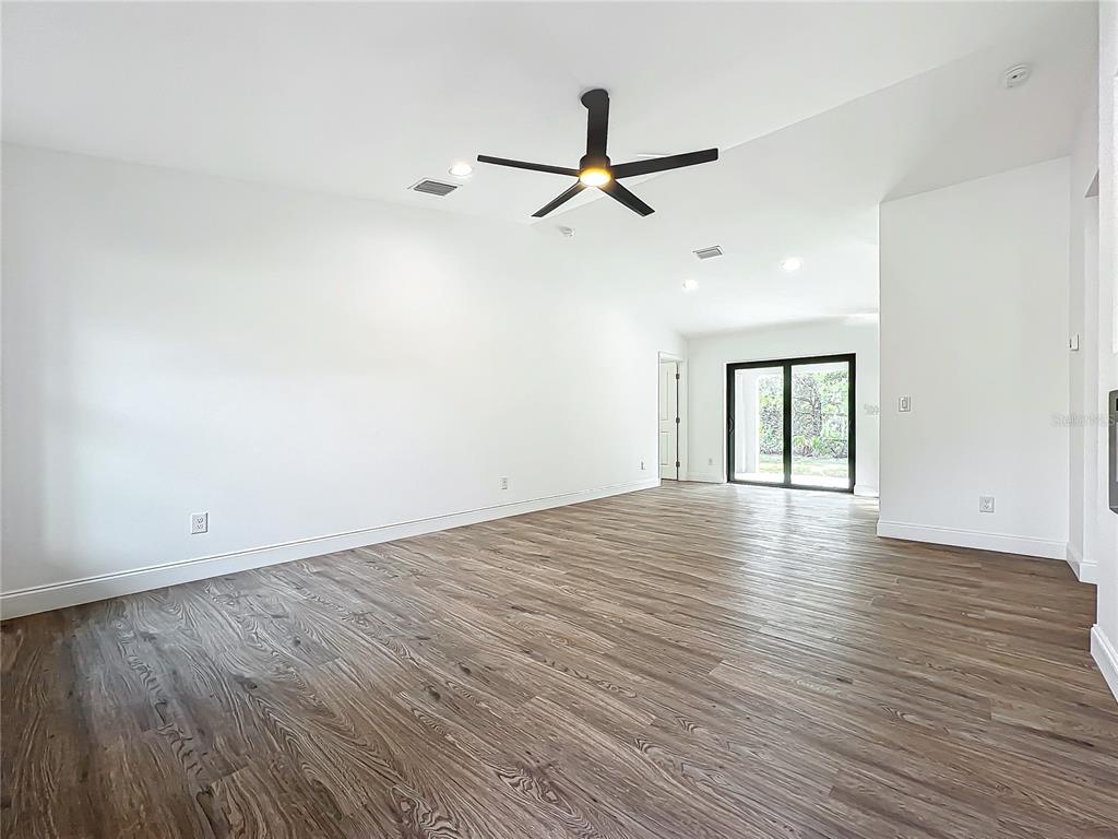 7076 Lippman Road Port Charlotte, FL 33981 - Photo 11 of 63 Gallery Image 11