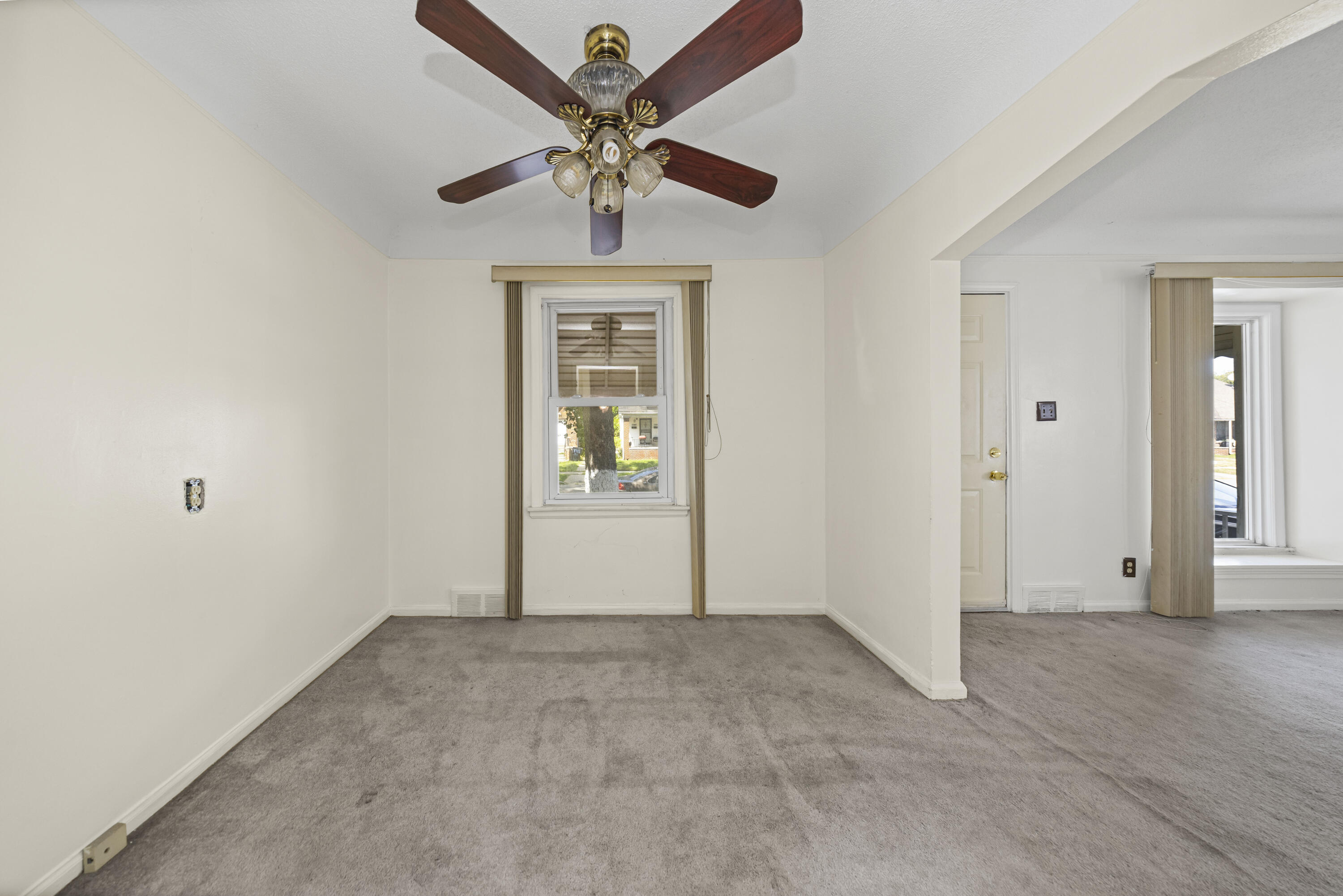 11090 St Patrick Avenue Detroit, MI 48205 - Photo 13 of 36 008- 11090 Saint Patrick - OnDemandPix P