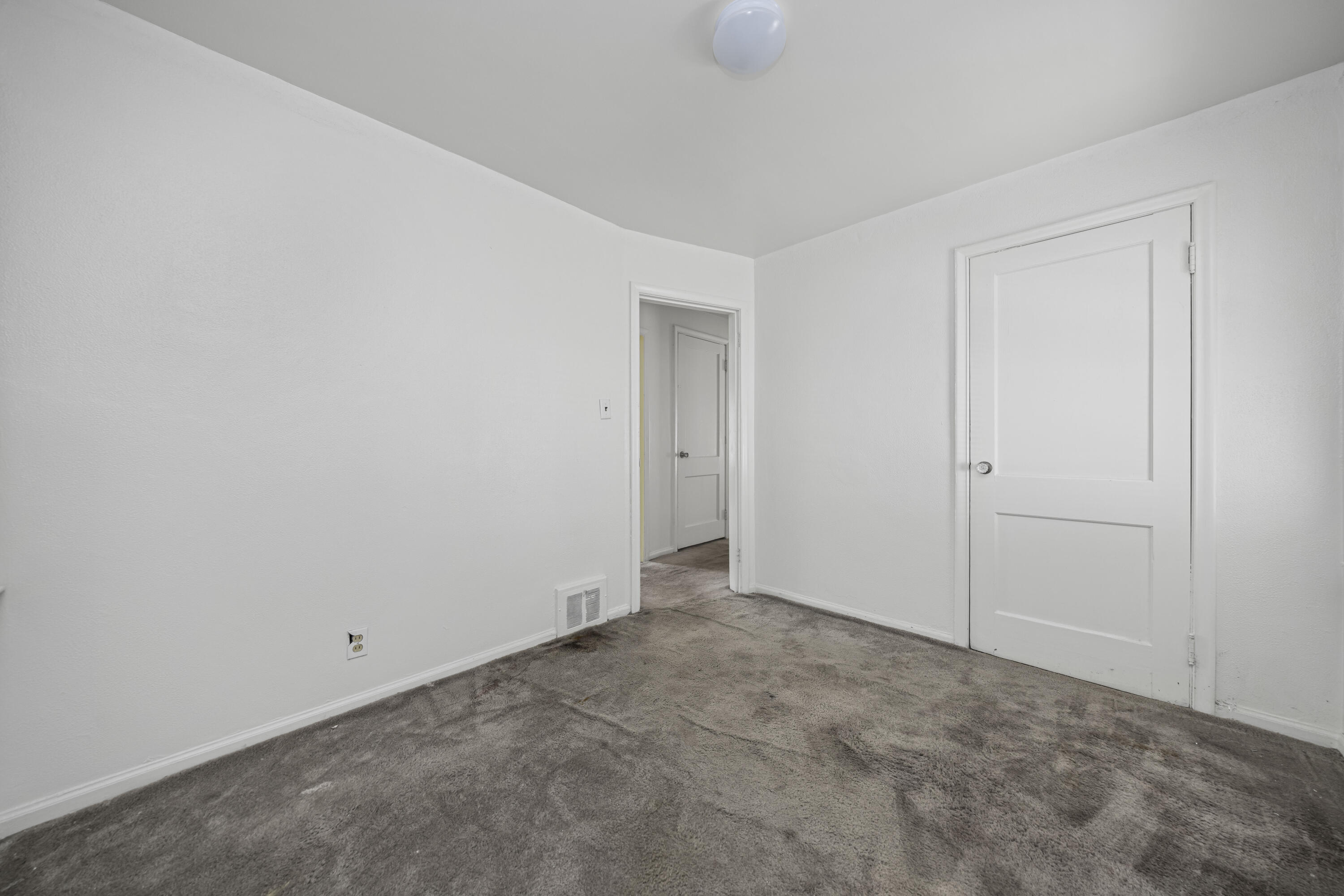 11090 St Patrick Avenue Detroit, MI 48205 - Photo 21 of 36 016- 11090 Saint Patrick - OnDemandPix P