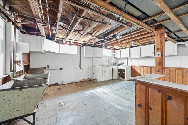 $60,000 | 11090 St Patrick Avenue, Detroit, MI 48205