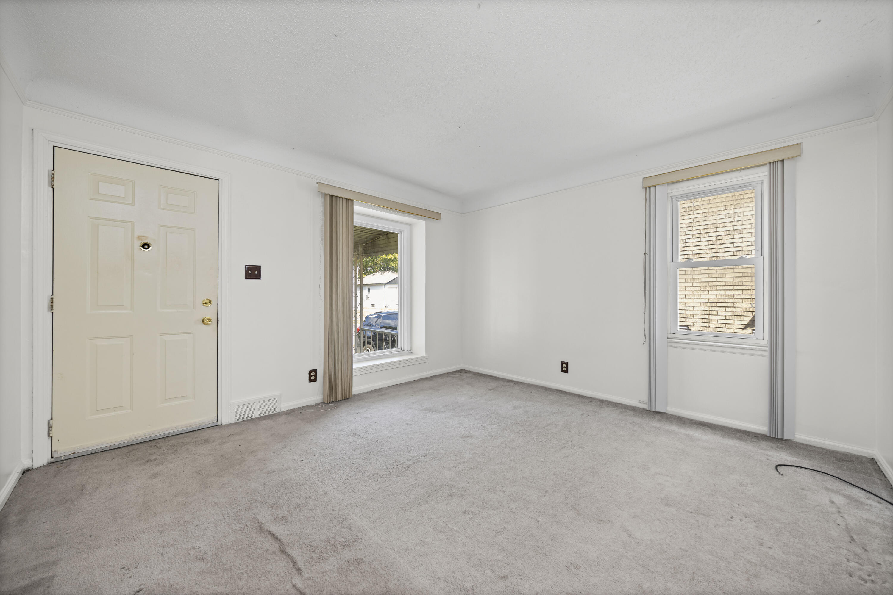 11090 St Patrick Avenue Detroit, MI 48205 - Photo 9 of 36 004- 11090 Saint Patrick - OnDemandPix P