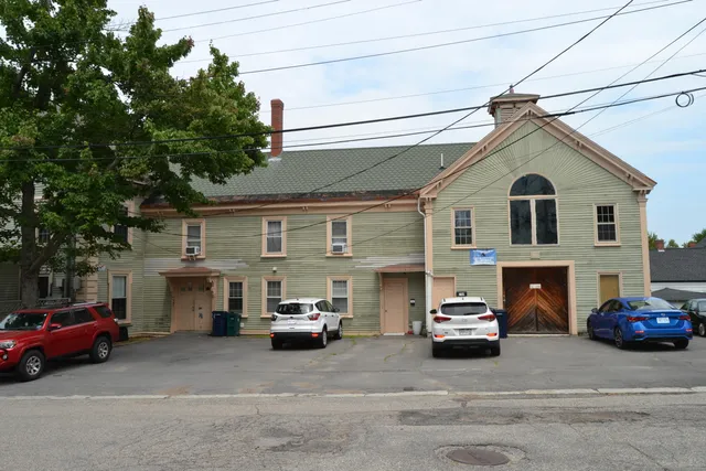 $899,000 | 109 Alfred Road, Biddeford, ME 04005