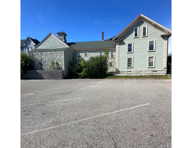 $899,000 | 109 Alfred Road, Biddeford, ME 04005