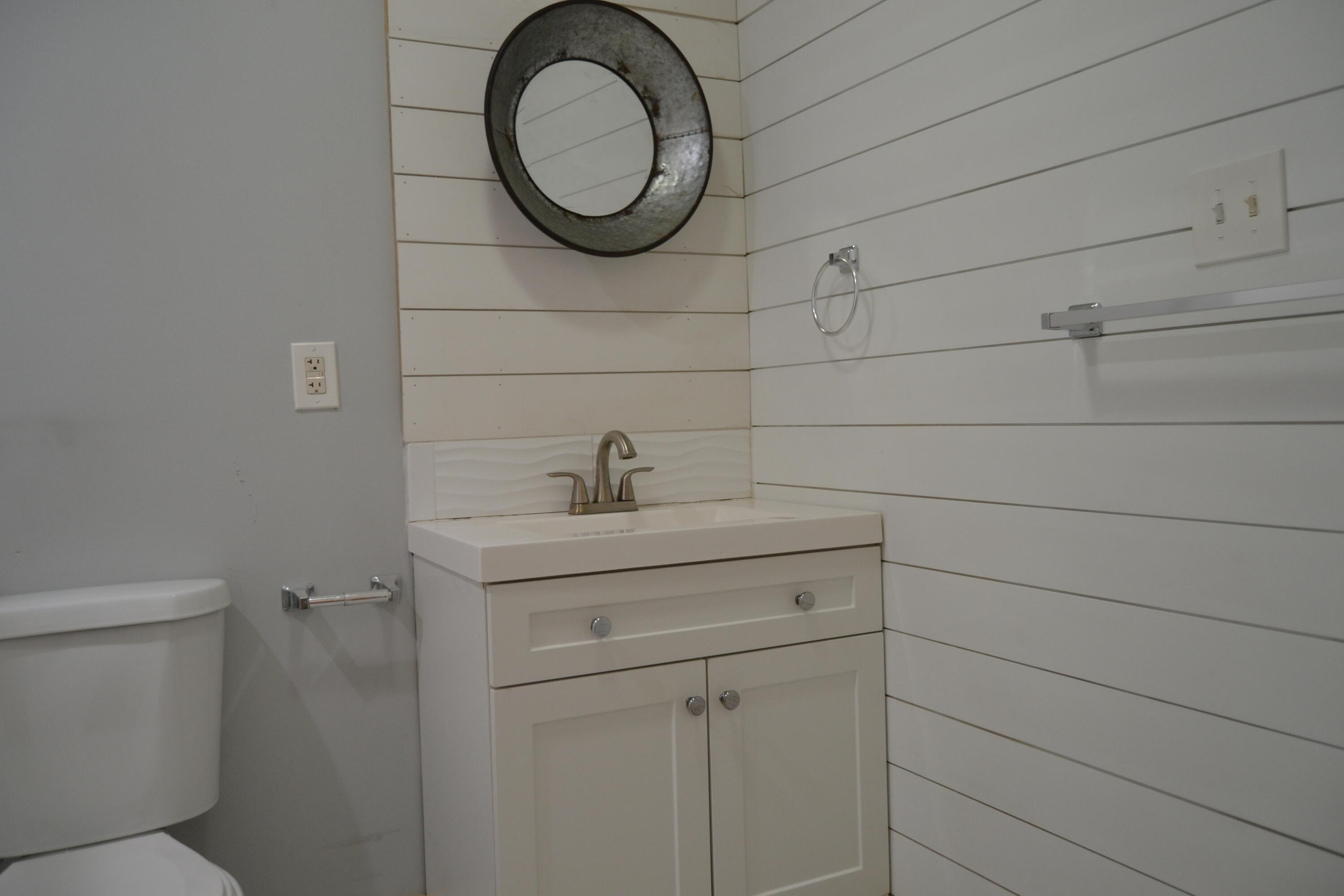 109 Alfred Road Biddeford, ME 04005 - Photo 7 of 49 DSC_0037