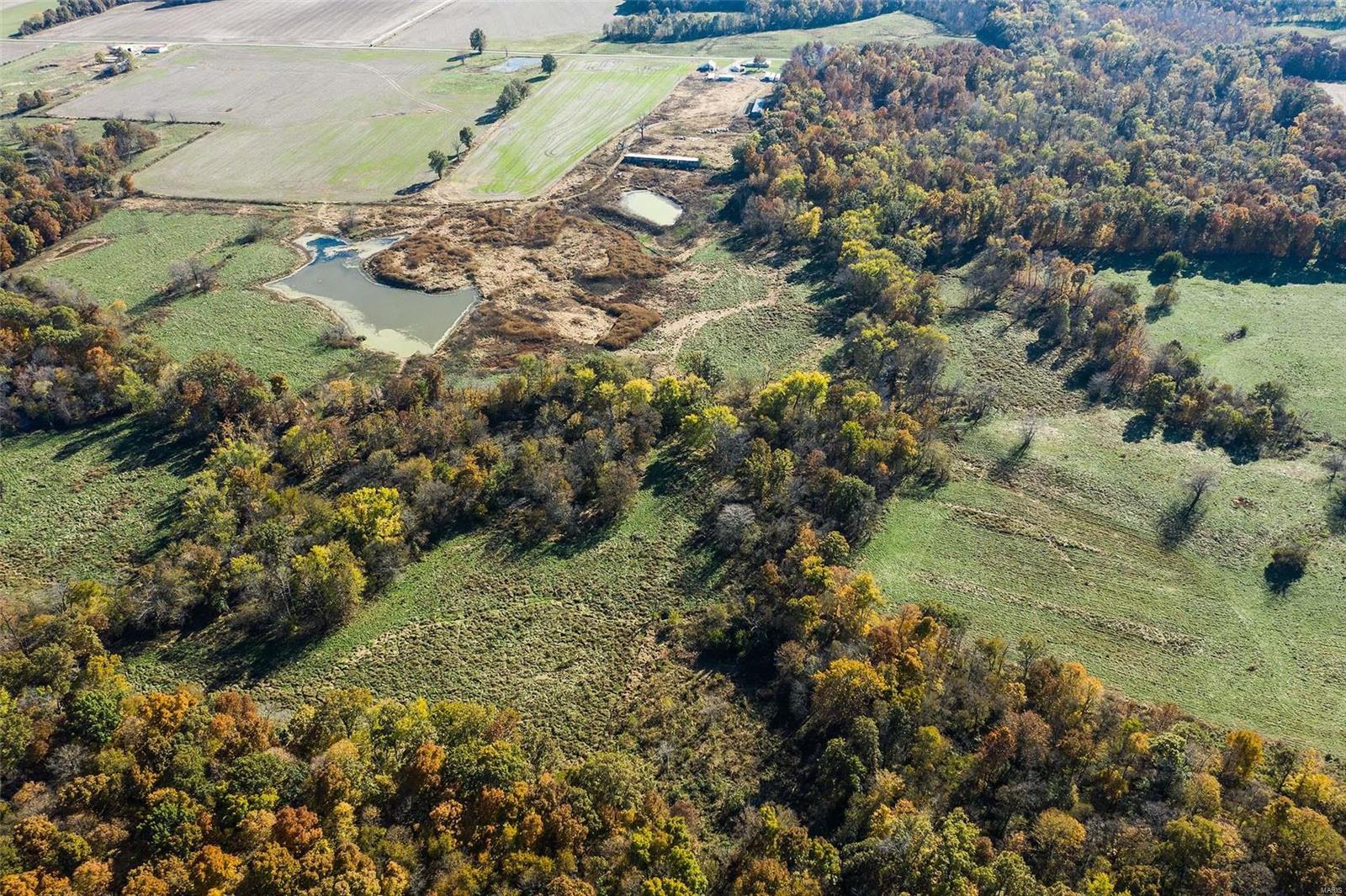 6111 Quail Run Road Salem, IL 62881 - Photo 32 of 65
