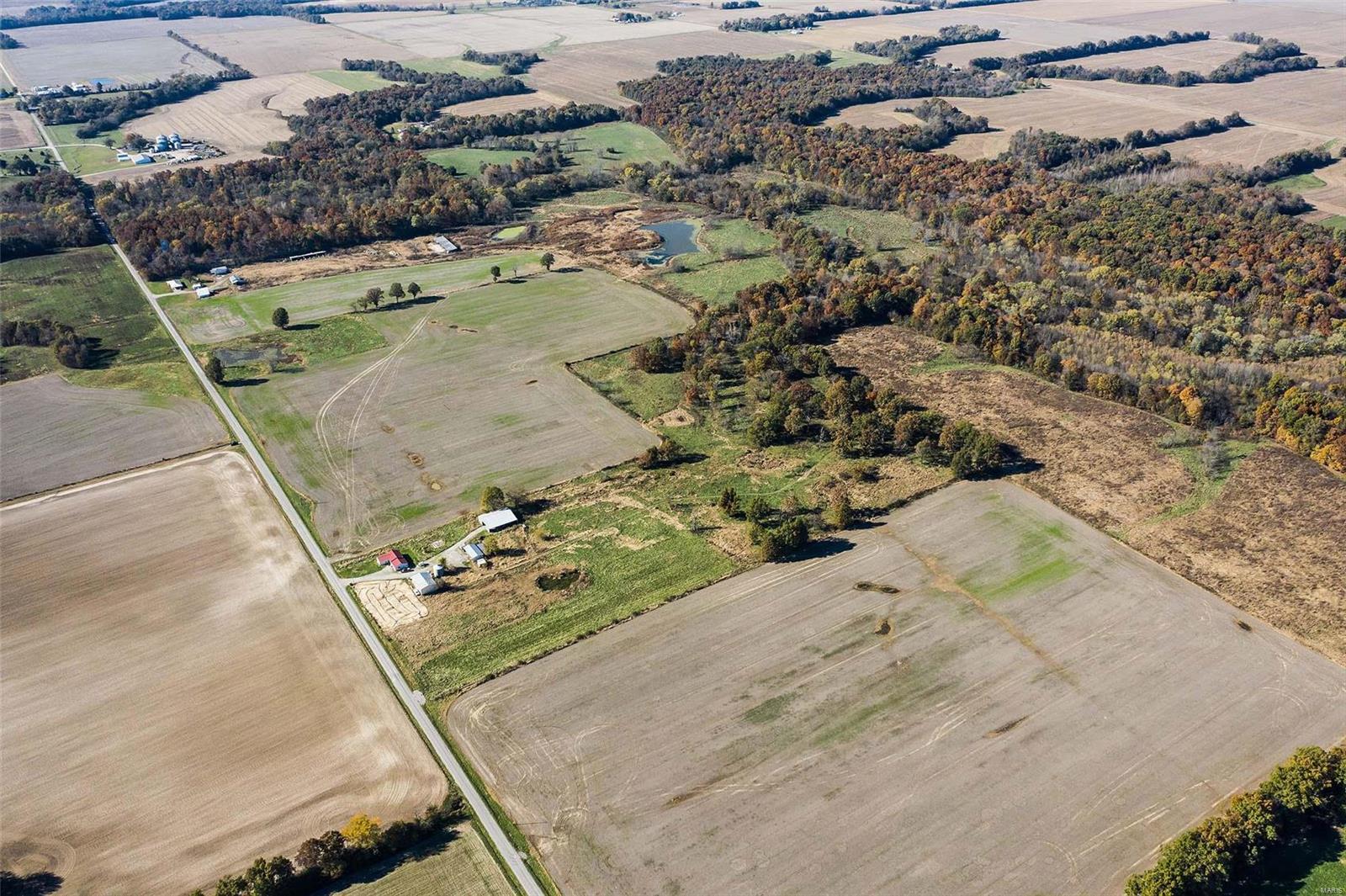 6111 Quail Run Road Salem, IL 62881 - Photo 7 of 65