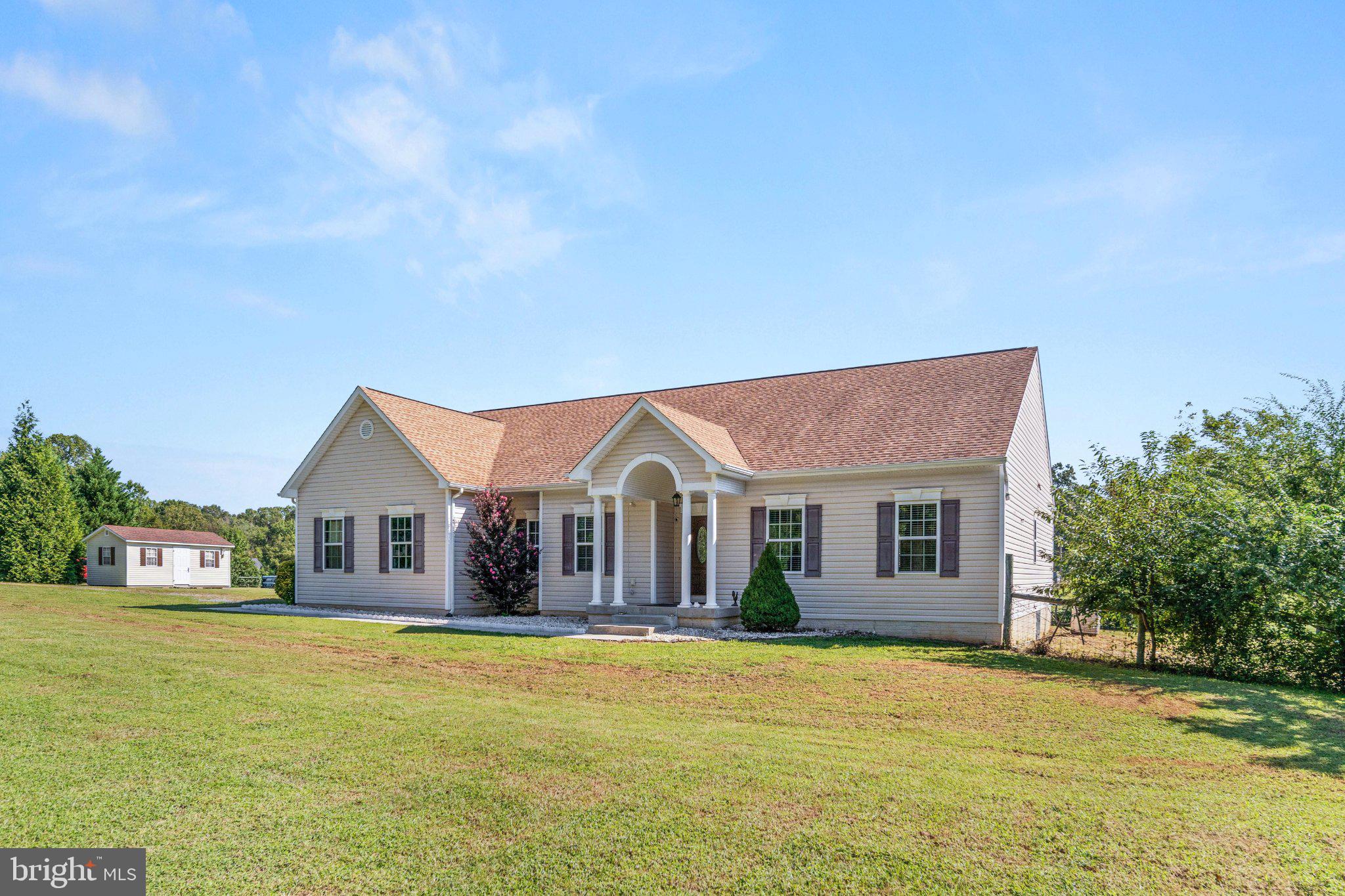 4609 Lewiston Road Bumpass, VA 23024 - Photo 4 of 59 Gallery Image 4