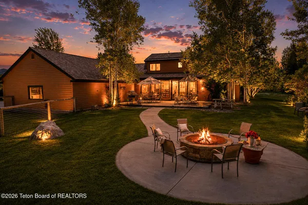 $8,950,000 | 5450 Shoshone Drive, Wilson, WY 83014