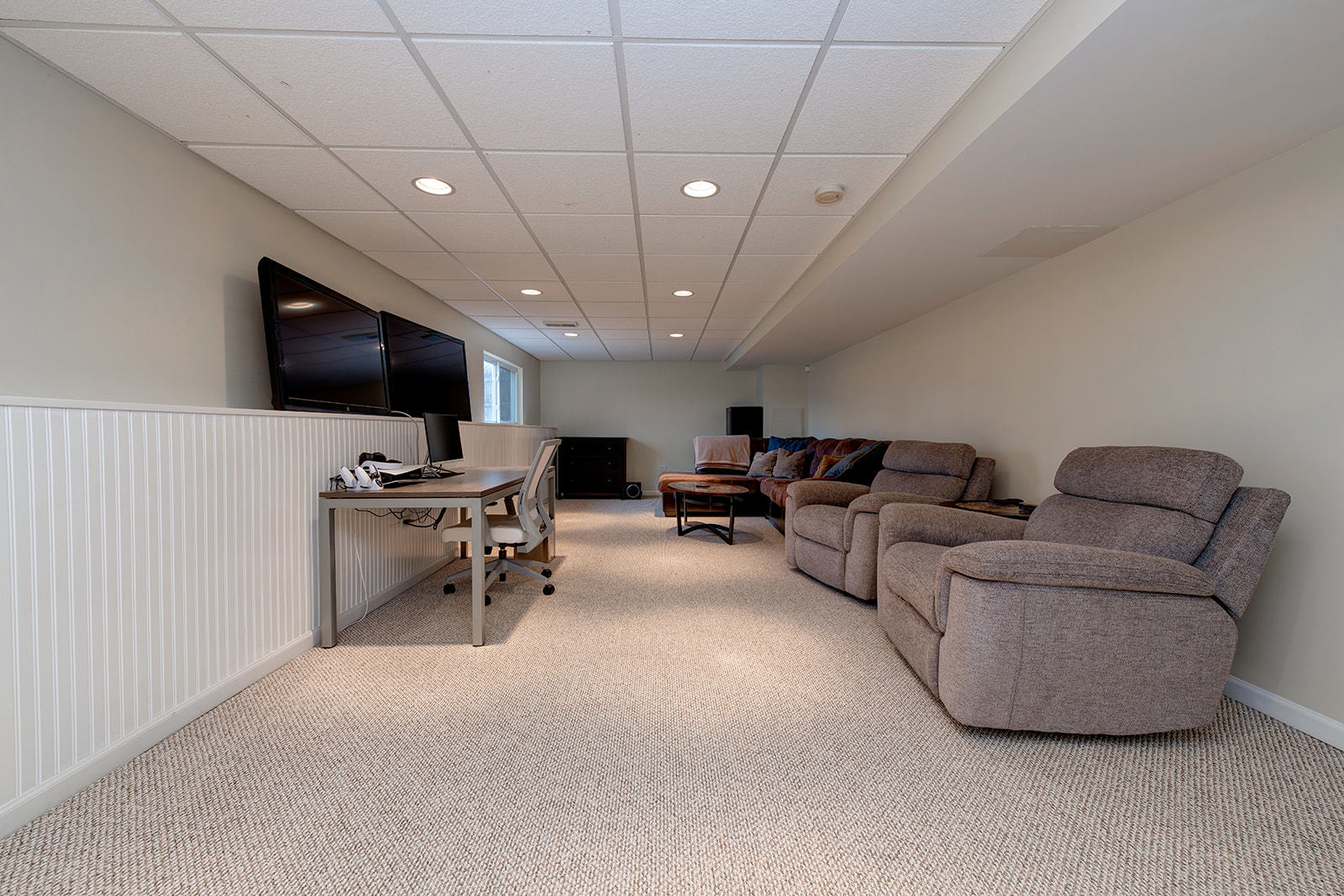 866 Deer Path Drive Antioch, IL 60002 - Photo 21 of 28 a living room with furniture and a flat screen tv