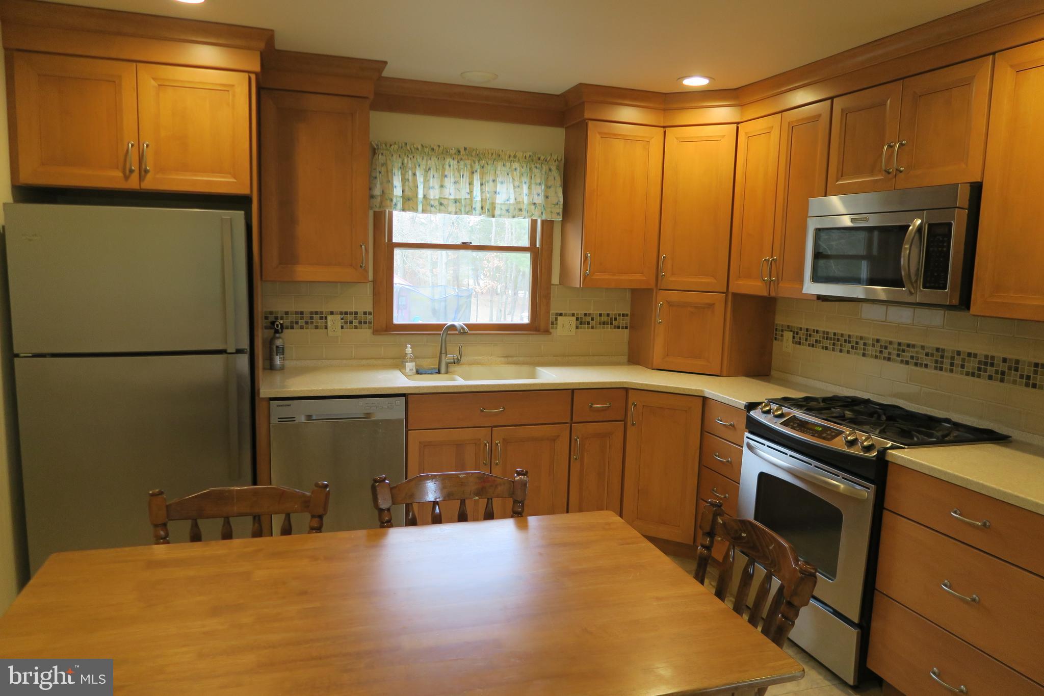 864 Monmouth Road Cream Ridge, NJ 08514 - Photo 14 of 29