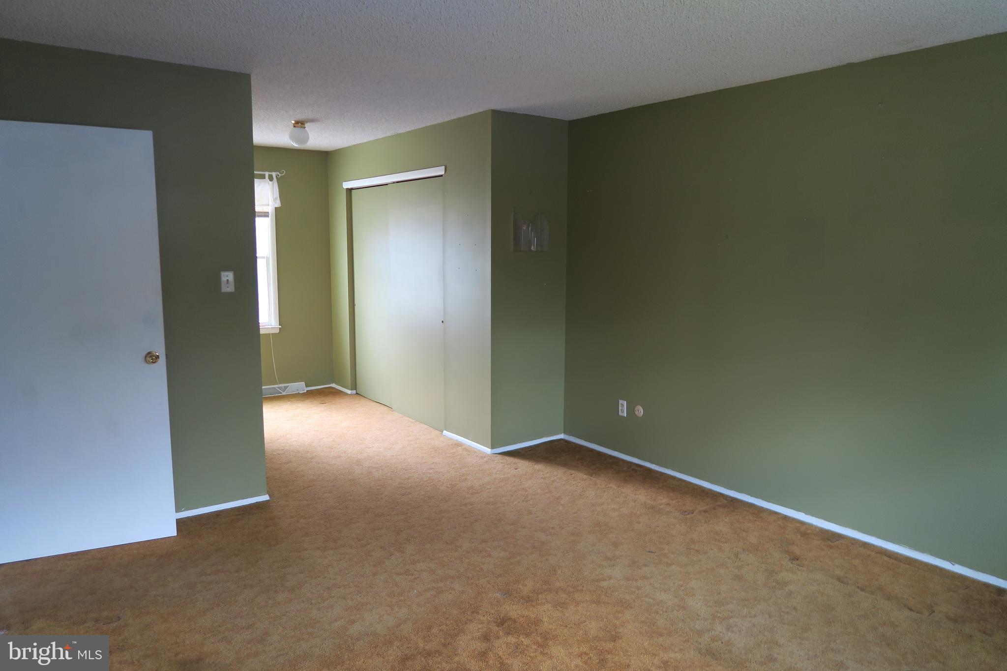 864 Monmouth Road Cream Ridge, NJ 08514 - Photo 15 of 29
